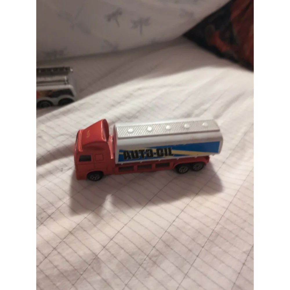 1996 Hot Wheels‎ Auto Oil Truck